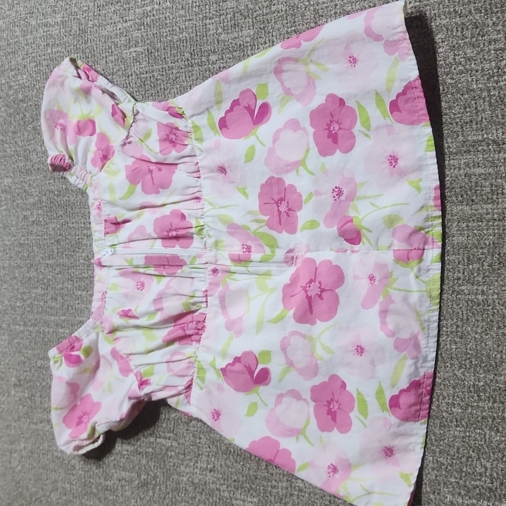 4 Piece Gymboree Set - Picture 13 of 13